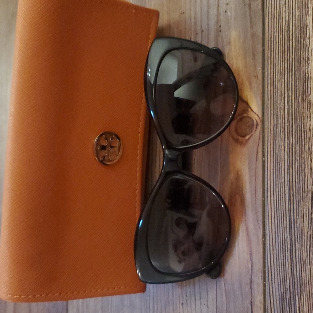 Tori Burch Cat Eye Tortoise